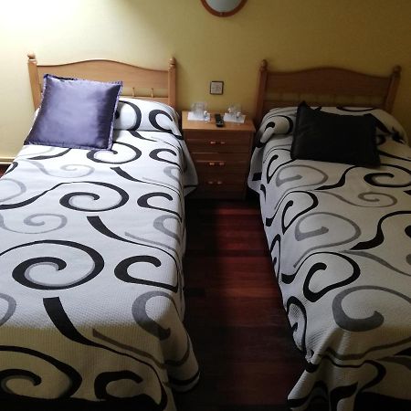 Pension Rosa Cabezón de la Sal Екстериор снимка