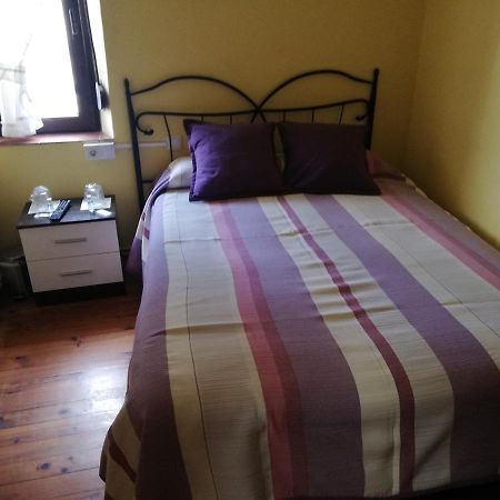 Pension Rosa Cabezón de la Sal Екстериор снимка